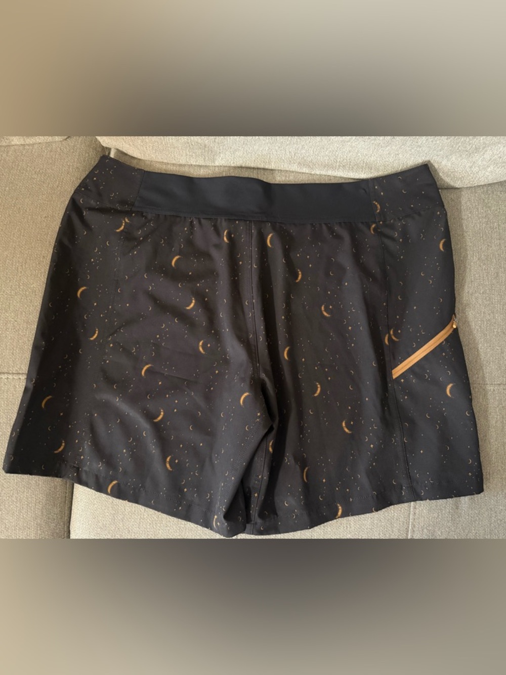 Wild Rye 6” Shorts - Picture 2 of 4
